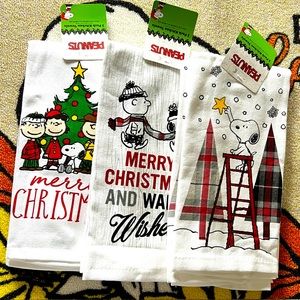 6pc Lot Snoopy Christmas Kitchen Towels.